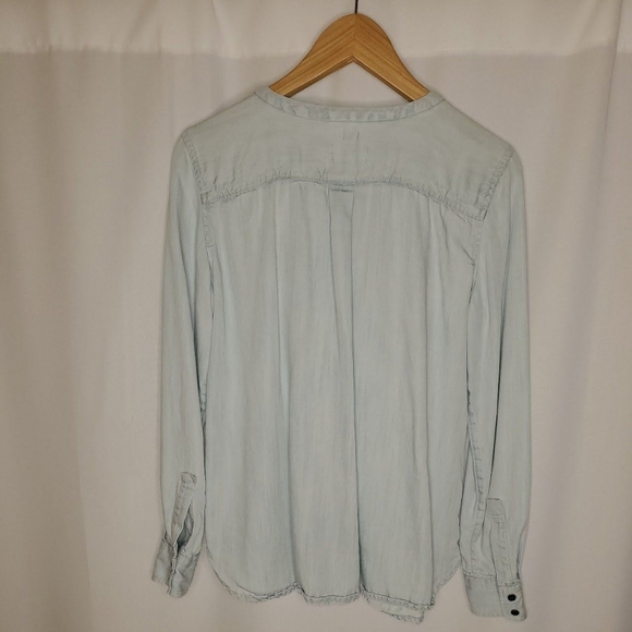 Ann Taylor Loft Chambray Softened Shirt Size S - Picture 3 of 5